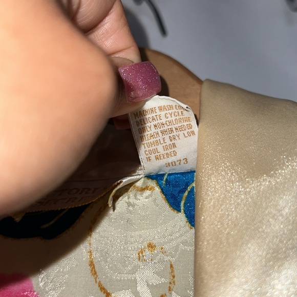 VTG Gold Label Victoria's Secret Floral Satin Nightgown Sleep Shirt Petite Small - Picture 9 of 11
